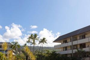 Oceanfront 2-Bedroom Condo in Kailua-Kona