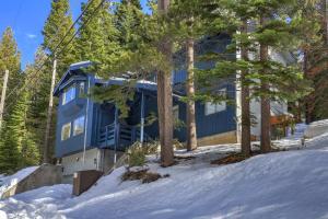 Southern Pines Arcade Games & Foosball for Kids