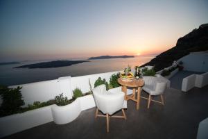 Fanari Vista Suites Santorini Greece