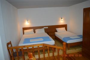 Galanis Studios and Apartments