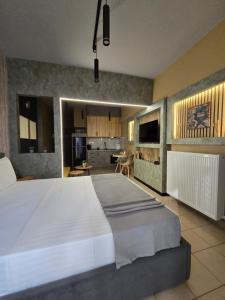 GpxClr-Come Undone Suite