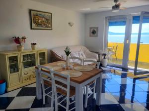 Apartment Mary with a beautiful view