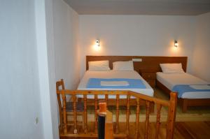 Galanis Studios and Apartments