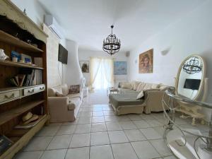 Hébergement cycladique - près de Panormos