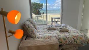 Première ligne - Vue mer exceptionnelle - Accès direct plage - Grand balcon - Parking privatif clos - Tout à pieds