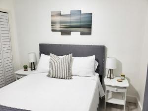 Sophisticated Dania Beach Suites Near the Beach