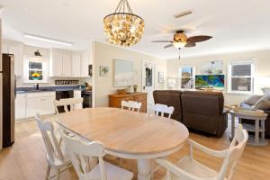 5010 - Home Sweet Helga