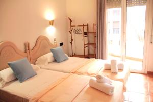 MARITIM CENTRAL - Habitaciones Deluxe, "con acceso directo a cocina y comedor"