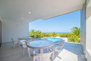 Beachfront Villas with Private Pool Steps to the Sea!