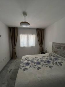 Dinastia B403 by Tenerife Rental & Sales