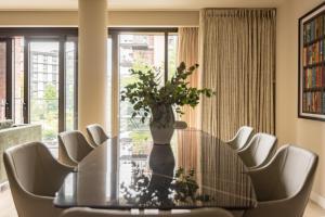 Luxury 4 bed flat with River view