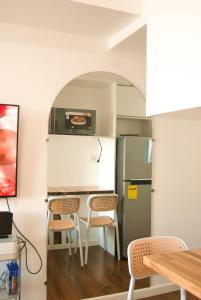 28th Floor Penthouse Studio