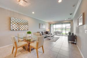 Chic Country Club Condo w Upscale Amenities