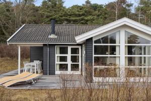 Lovely Cottage Near A Fantastic Beach