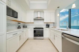 Phoenix Gulf Shores II 1005 condo