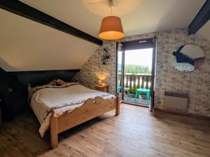 Chambre spacieuse avec balcon et accès piscine chauffée - FR-1-589-701