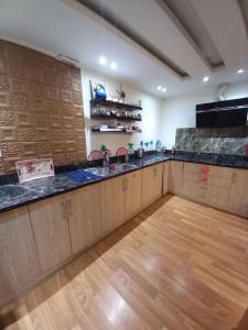 شقة الترا سوبر لوكس للايجار اليومي بالقرب من نادي الصيد الدقي