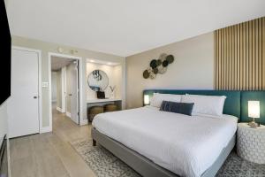 Andalusian Breeze by Casanita - Oceanfront Suite