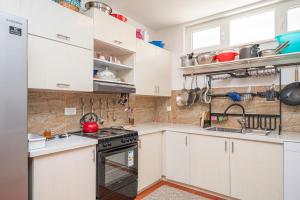 Family-friendly apartments with swimming pool Sukosan, Zadar - 24349