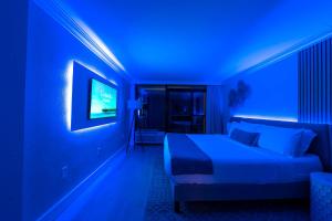 Paradis By Casanita - Oceanfront Lux Designer Suite