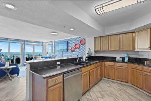Playa Castillo by Casanita - Lux Oceanfront 3BR Suite