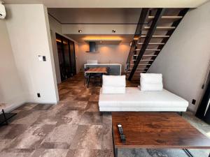 LIFEMENT GLANZ Okimi