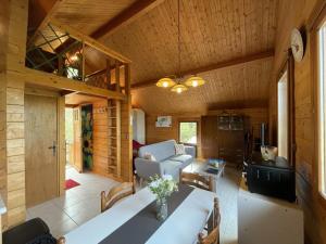 Chalet confortable en forêt avec animaux admis - FR-1-489-445
