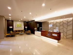 106T2 Avida Riala IT Park 1BR Unit 420 Mbps Internet