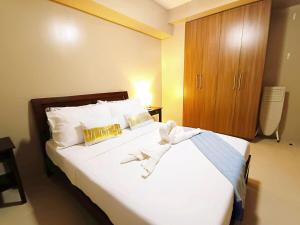 1205T2 Avida Riala IT Park 1BR Unit 400Mbps Internet