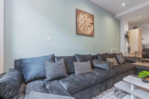 Spacious Central Leeds Flat - Sleeps 8 - View City Centre