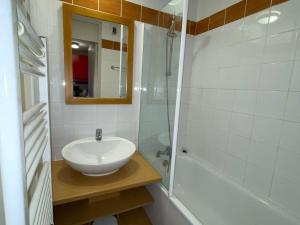 Studio fonctionnel avec terrasse et piscine à Plagne 1800 - FR-1-181-2855