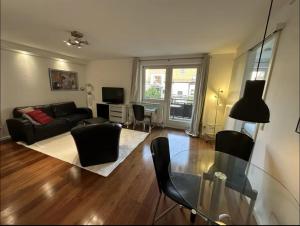 Quiet Retreat with Balcony in the Centre of Munich