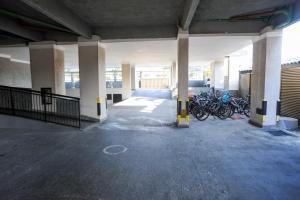 Apê Maravilha de Itaúna a 100 metros da praia mais famosa da cidade, com todo conforto que você merece!