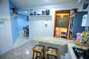 Apê Maravilha de Itaúna a 100 metros da praia mais famosa da cidade, com todo conforto que você merece!