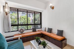Bohemian 1BHK Bandra W by The Bombay Home Company