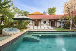 Villa Bali Manis by The Bali Agent - Central Seminyak 4BR Villa with Private Pool, Perfect for Families & Groups