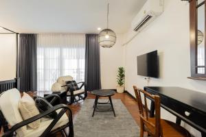 Nimman Nest AndLae Living