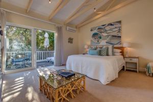 Amanzi Island Boutique Hotel