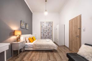 Cozy & Central Suite next to the Basilica