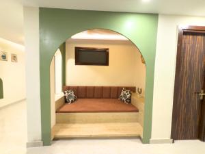 Nuris Nest And Notch