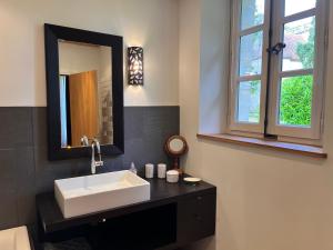 Maisons de vacances Au Pavillon du Chateau - Mer & Plage Juno Beach : photos des chambres