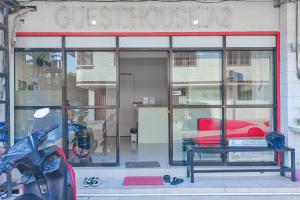 RedDoorz at Guest House A2 Near Rita Mall Tegal