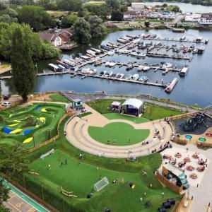 Brand new Static Caravan on Billing Aquadrome