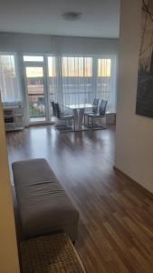 Riverside apartament