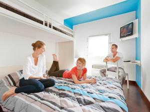 Hotels Unisotel Sens Nord EX F1 : photos des chambres