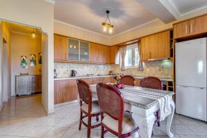 J and P Natures Escape