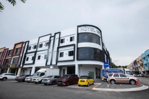 HOTEL 101 Permas Jaya NEW