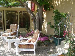 B&B / Chambres d'hotes B&B Le Clos des Cigales : photos des chambres