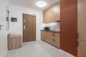 Business Deluxe Studios by BookingHost