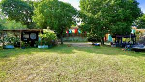 Maisons de vacances Le Jardin Suspendu Gite avec piscine et jacuzzi pour 15 personnes : photos des chambres